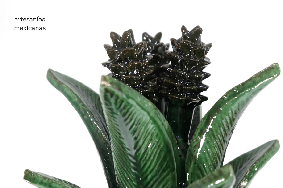 Piña michoacana de barro - Picos verdes - 50 cm. 20 in.