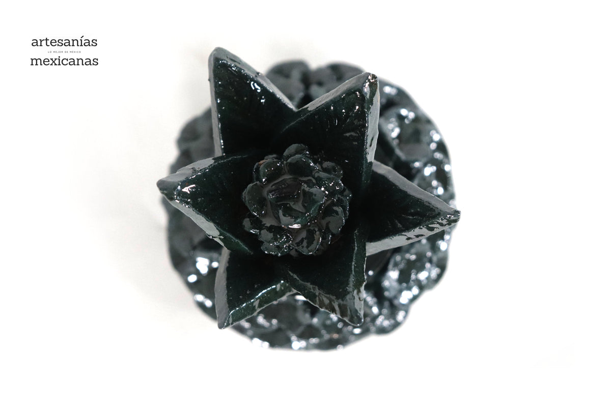 Piña michoacana de barro - Verde pequeña pétalos y flores - 19 cm. 7.7 in. - Sobre Pedido +10 Pz.