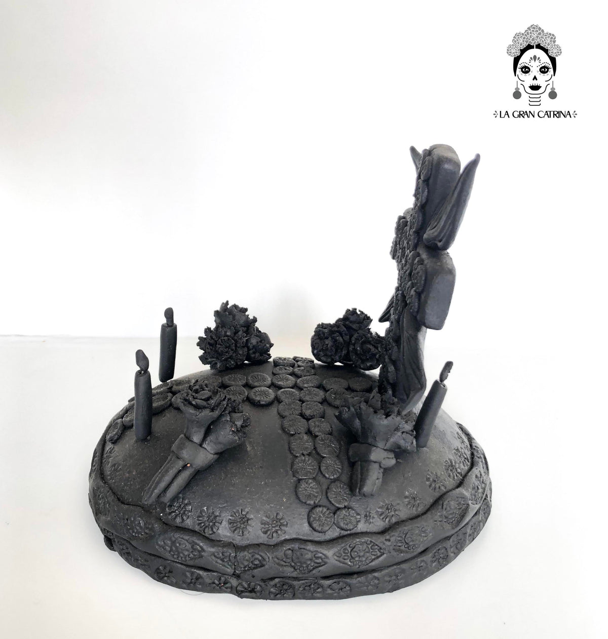 Tumba con ofrenda de Día de muertos - 2 modelos Artesanía