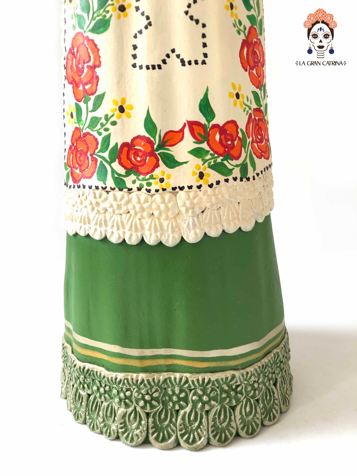 Catrina con plato floreado - 50 cm. 20 in. Catrina