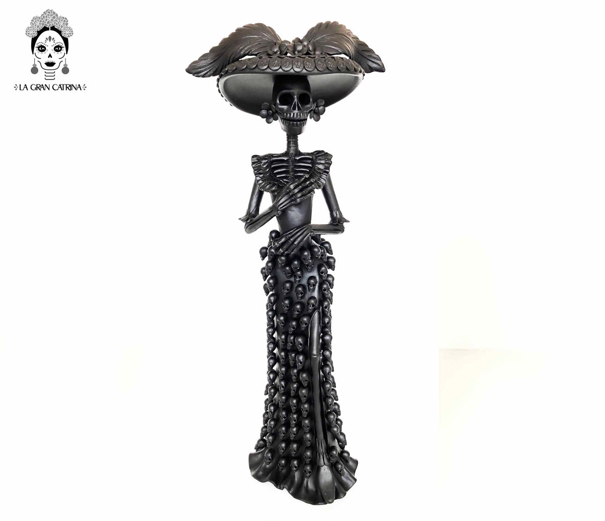 Catrina con vestido de calaveras - 60 cm. 24 in. Catrina