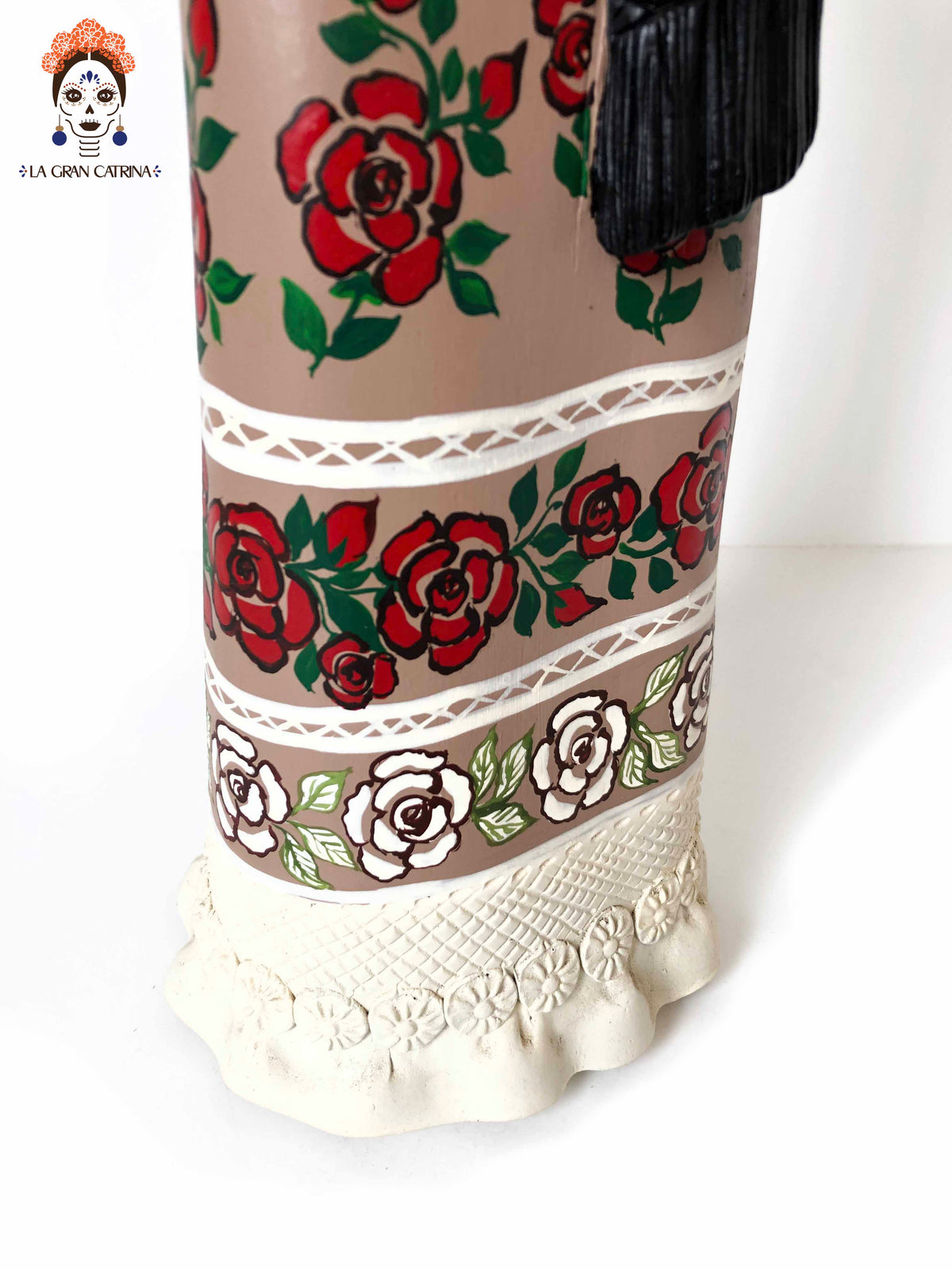 Catrina con olla de barro - 67 cm. 27 in. Catrina