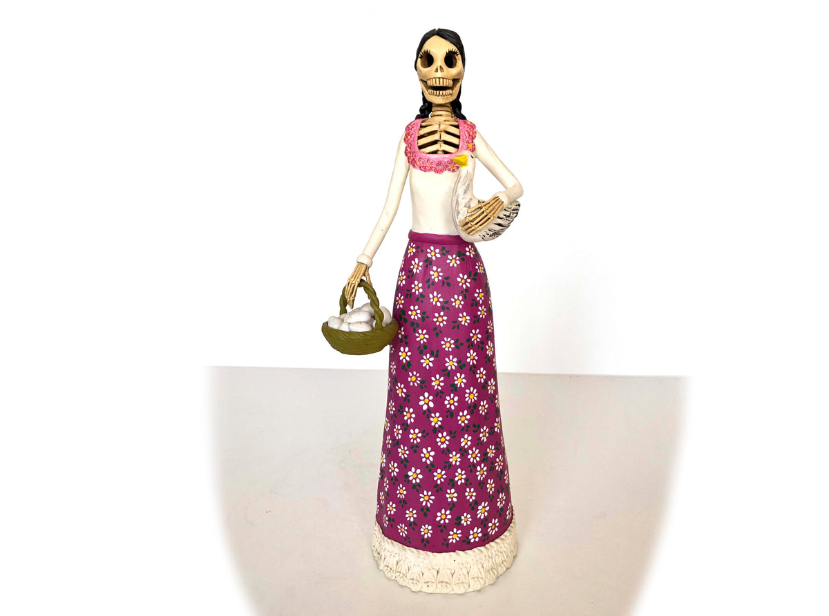Catrina huevera - 47 cm. 19 in. Catrina