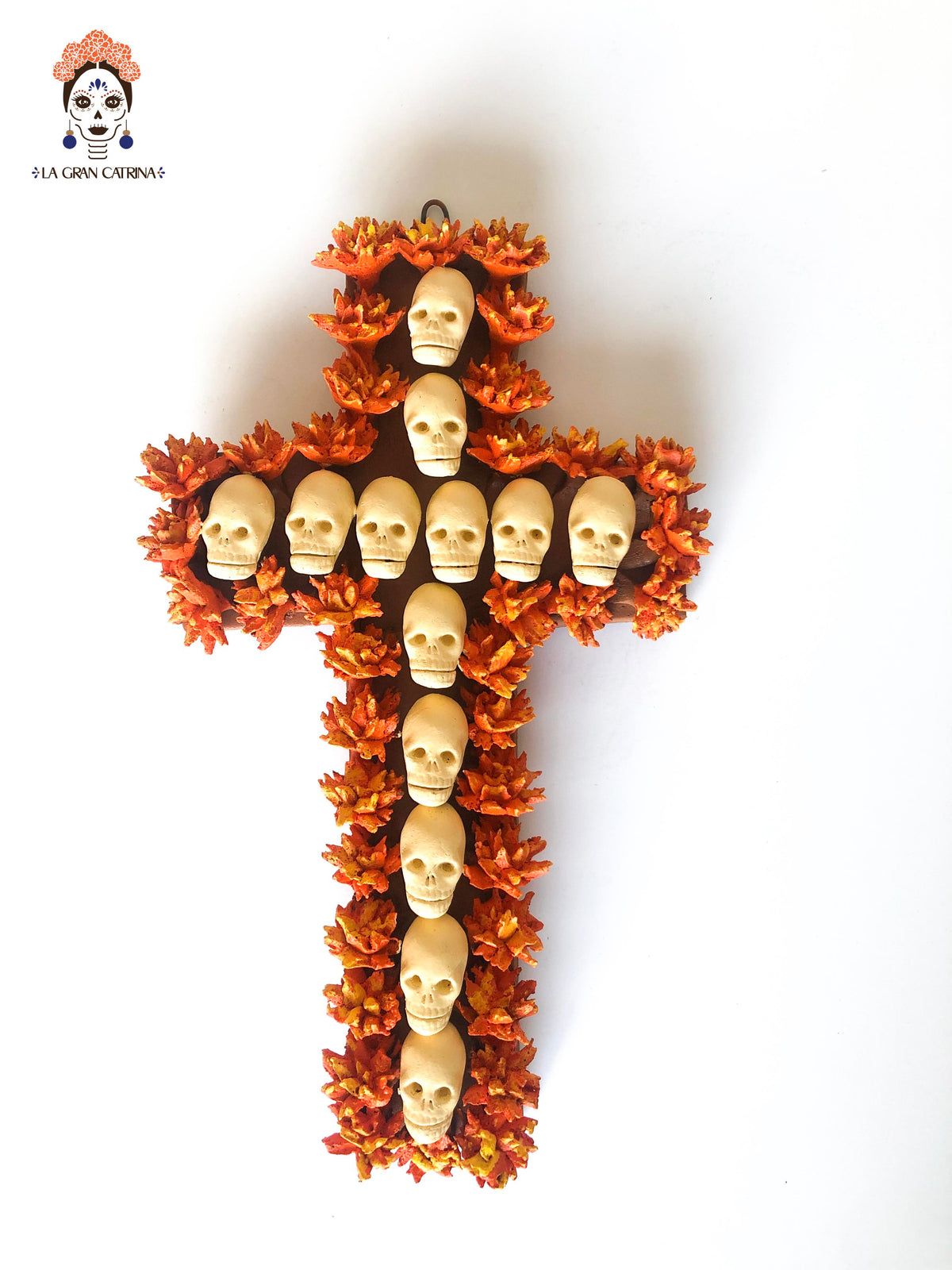 Cruz de Día de Muertos calaveras y cempasuchil 24 cm. 10 in.