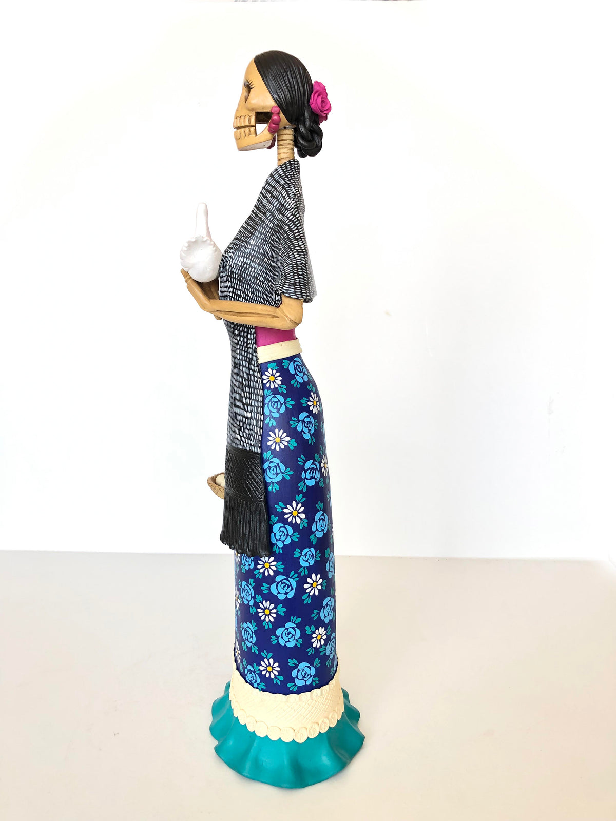 Catrina Huevera - 65 cm. 26 in. Catrina