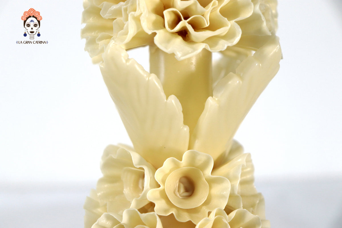 Vela Esculpida - Flores Decorativas Amarilla - 28 cm. 11 in. Vela