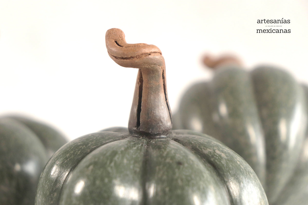 Juego de 3 calabazas pequeñas verde grisáceo