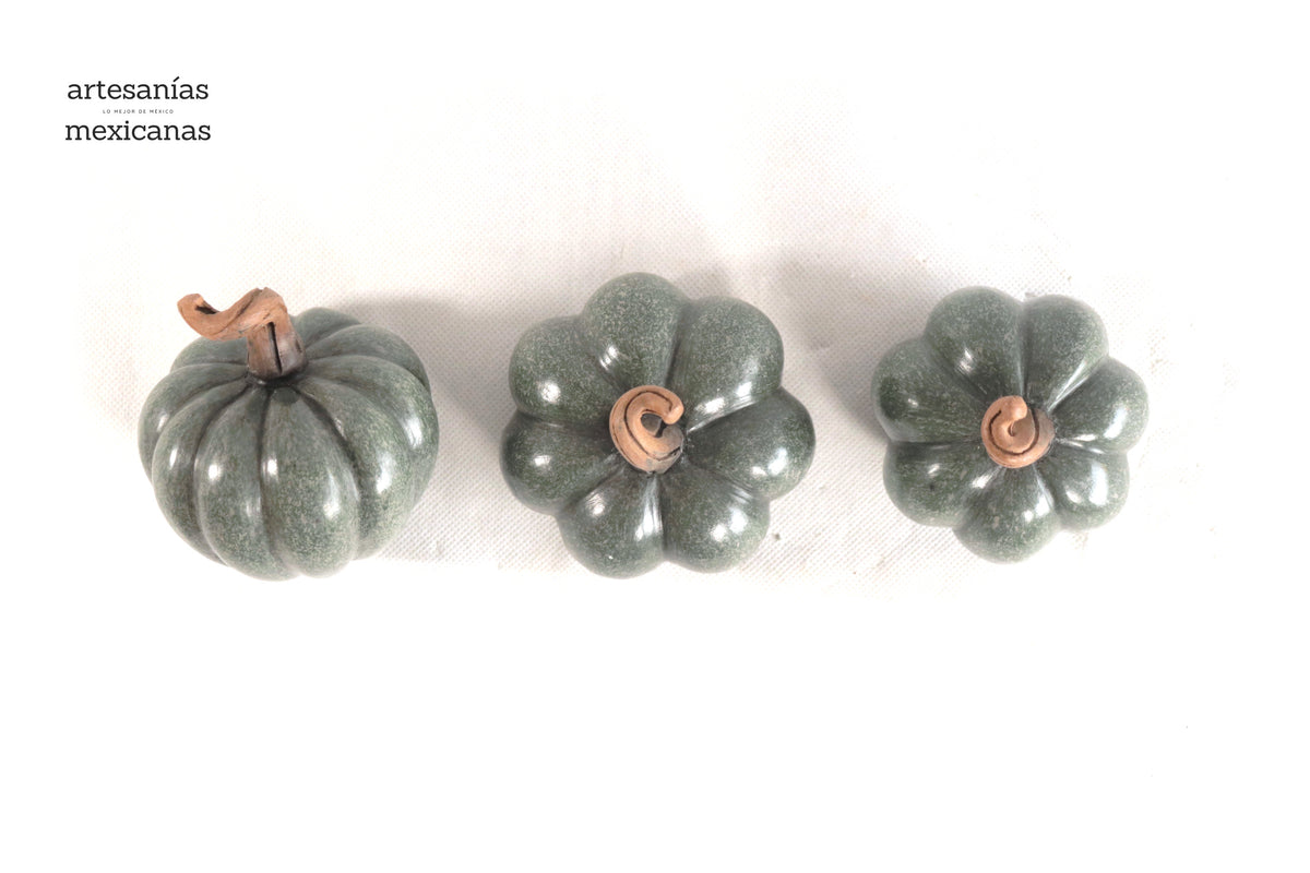 Juego de 3 calabazas pequeñas verde grisáceo