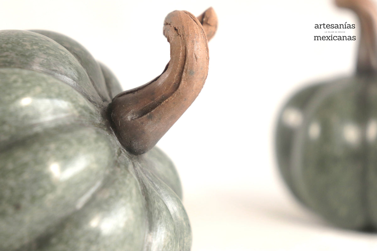 Juego de 3 calabazas pequeñas verde grisáceo