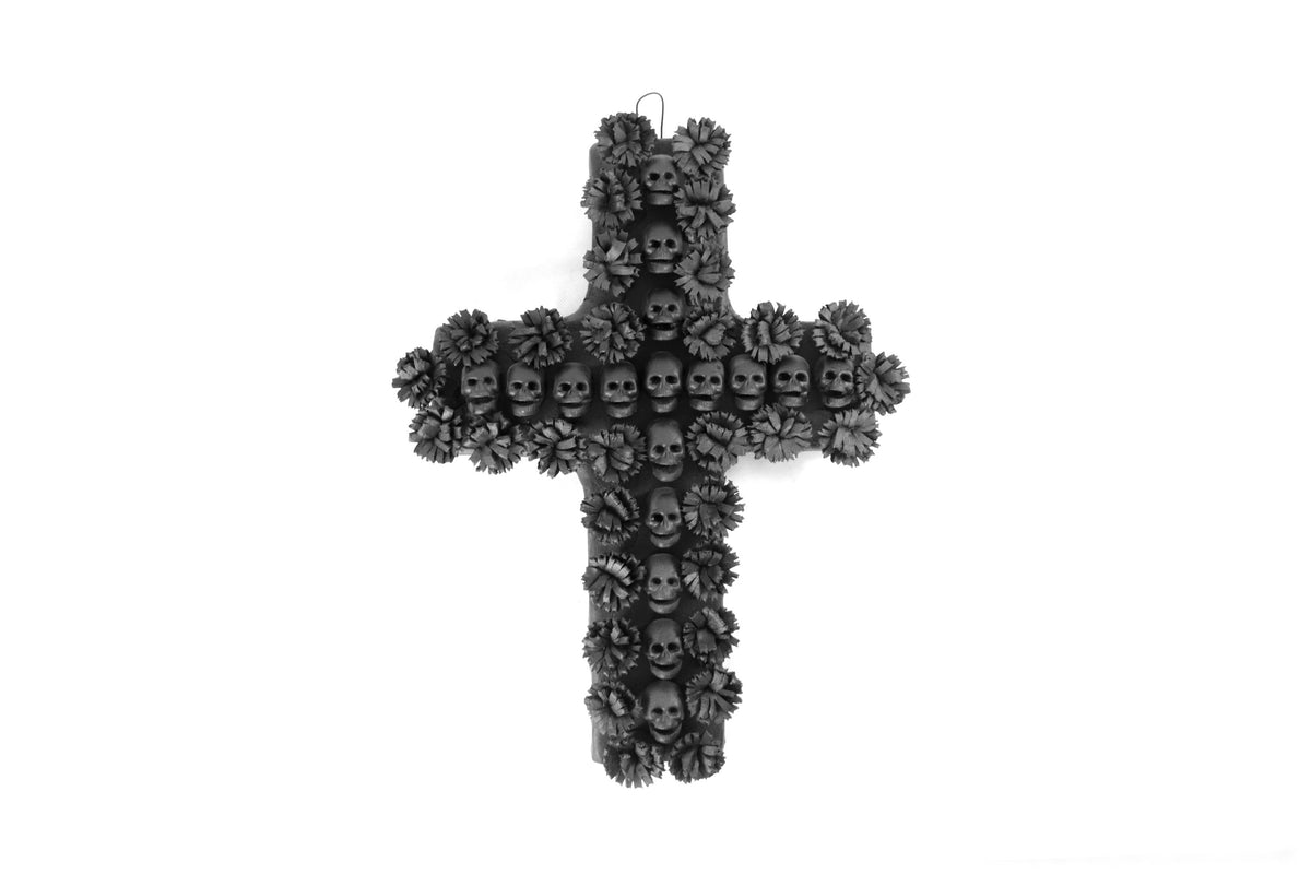 Cruz de Día de Muertos Grande Barro color Negro - 40 cm. 15.7 in