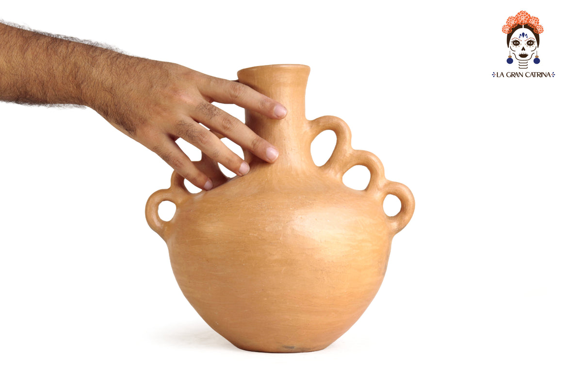 Jarrón Mixe Ancestral con Cuello Alto y 6 Asas - 25 cm. 10 in. Mixe