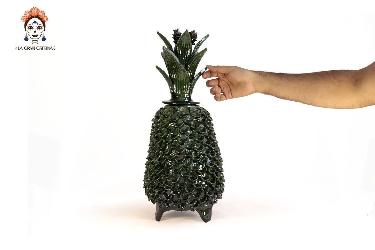Papaya Michoacana Verde con Pétalos - 55 cm. 22 in. Piña