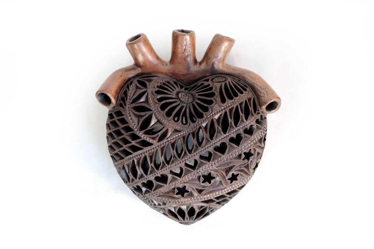 Corazon Arteria Cafe en Barro Negro 28 cm. 11 in. Barro negro