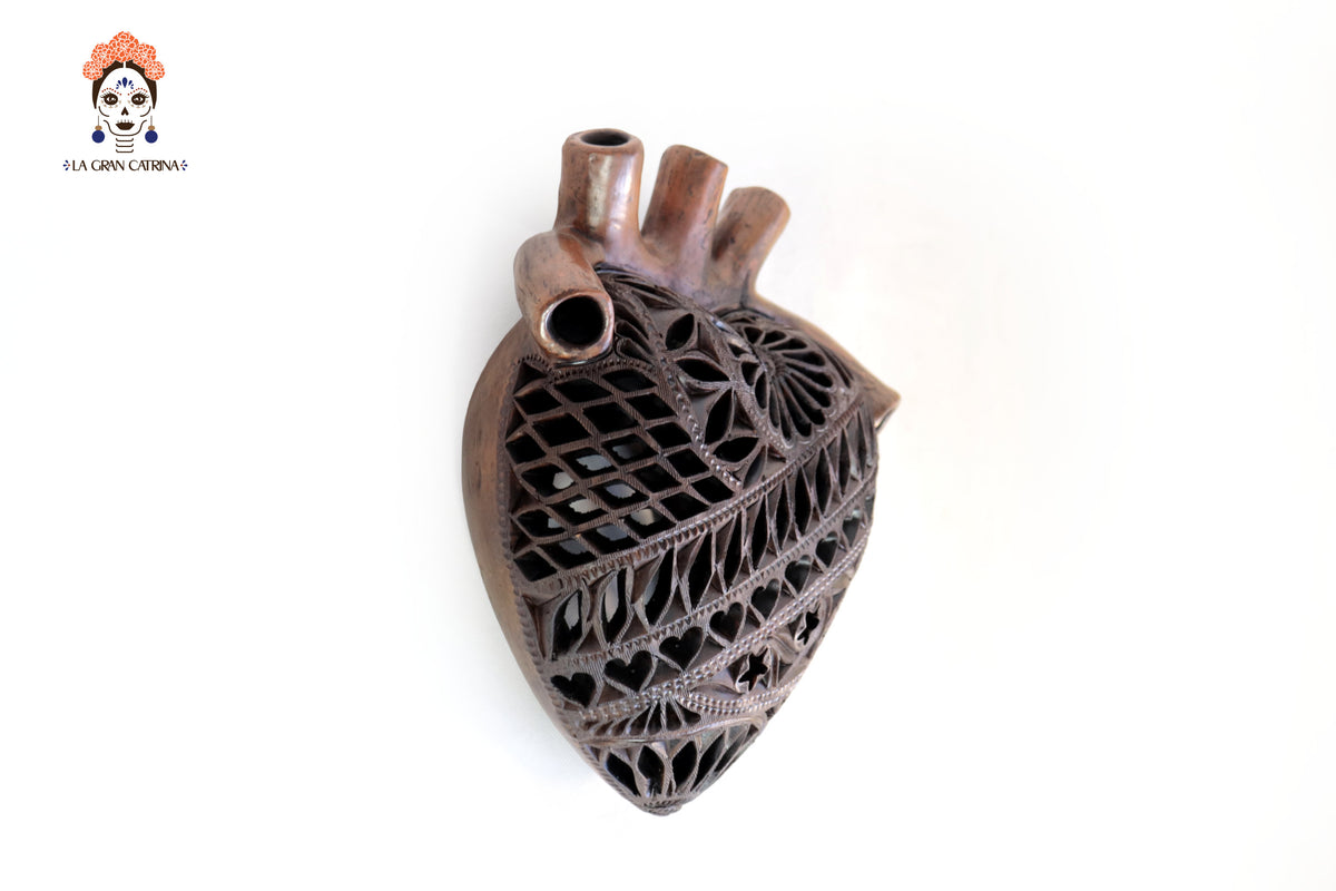 Corazon Arteria Cafe en Barro Negro 28 cm. 11 in. Barro negro