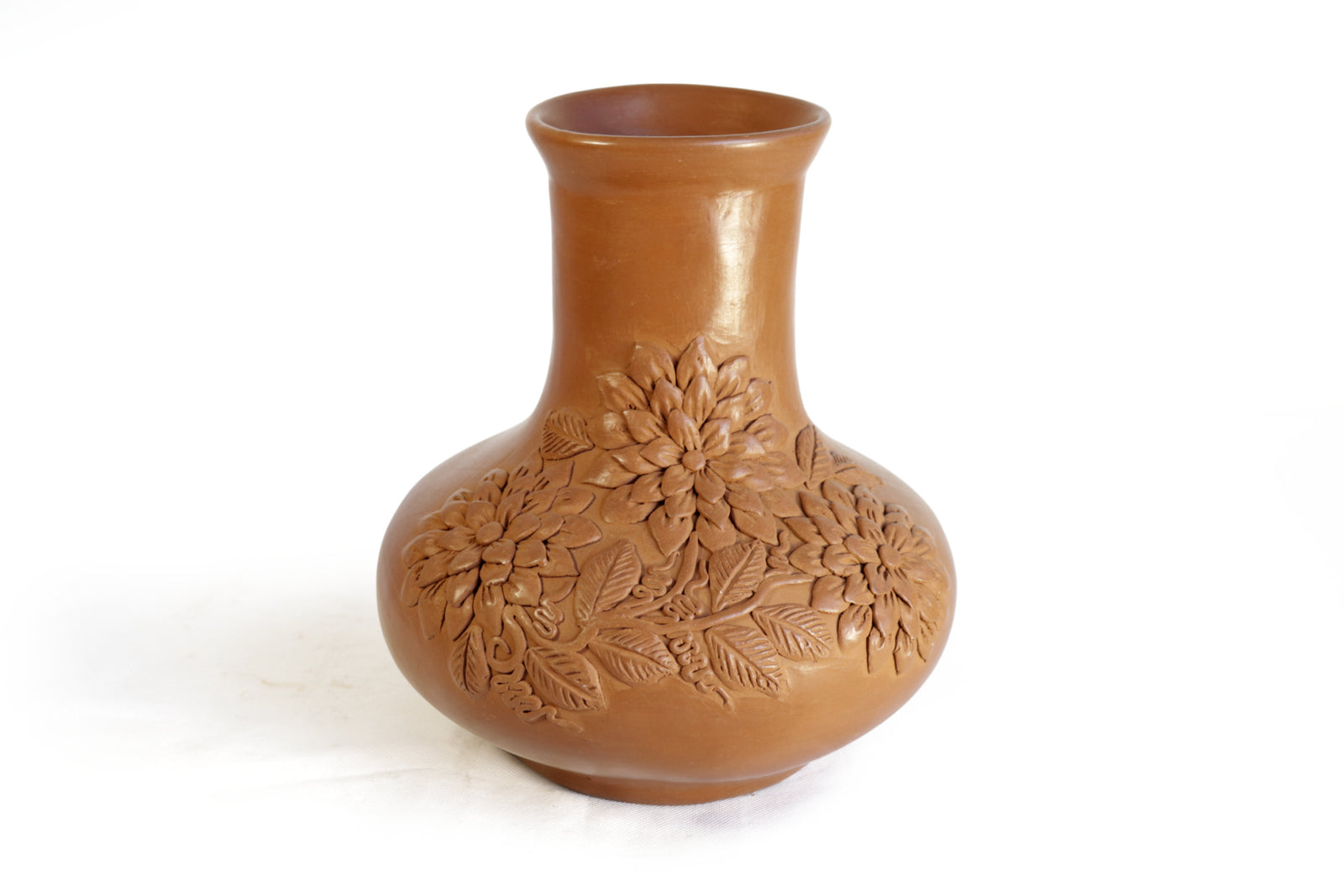 Vasija con Diseño Floral de Barro - Patamban - 24 cm. 9.4 in. Artesanía