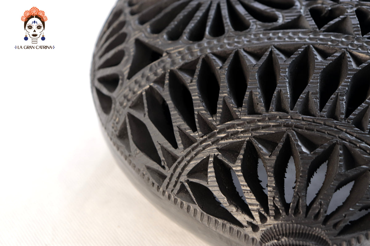 Corazón Negro de Pared - 20 cm. 7.8 in.