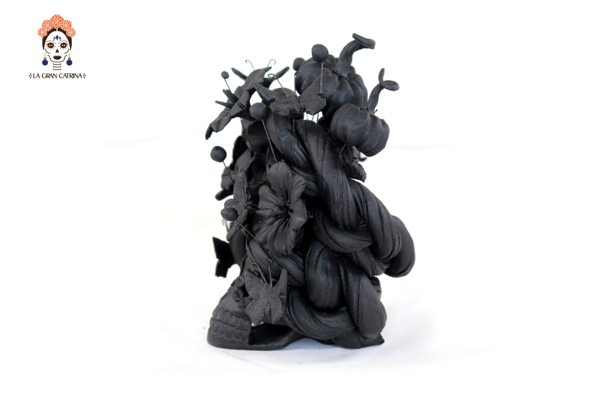 Calavera negra con Mariposas y Calabazas - 14.5 cm. 5.7 in.