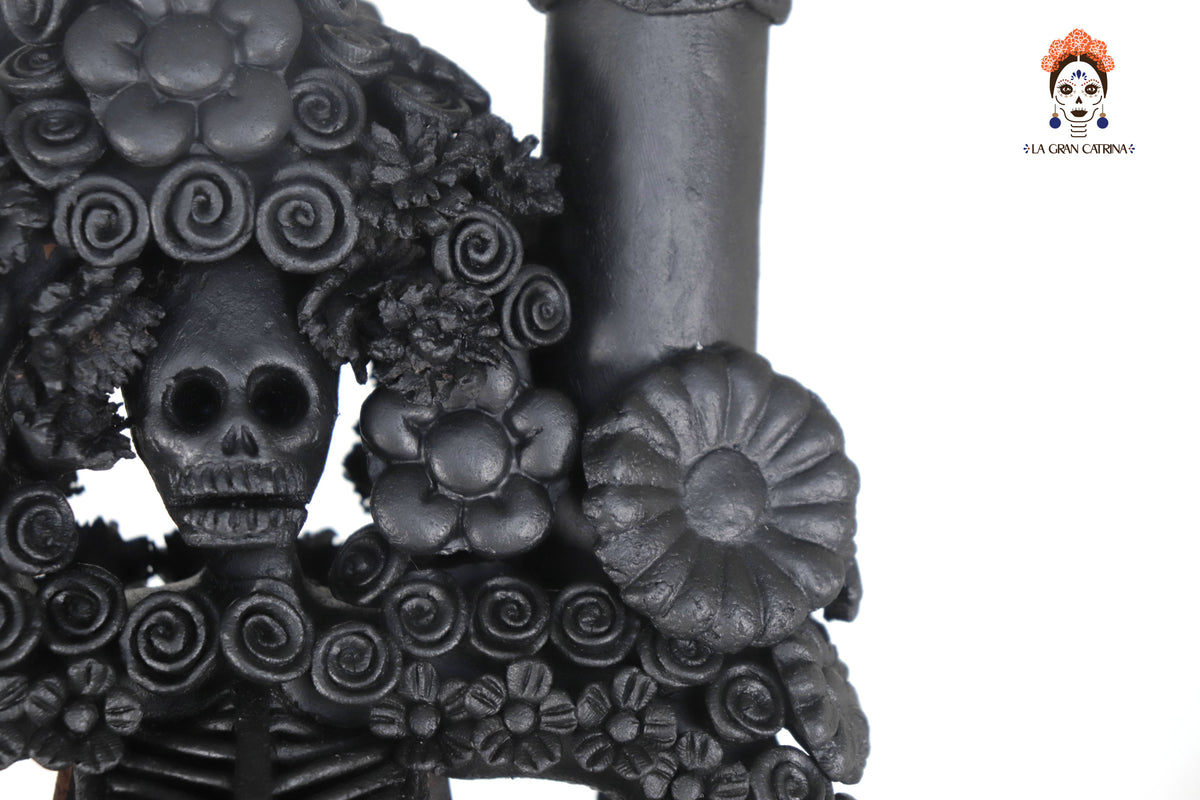 Candelero Altar Calavera Floral Barro Negro - 62 cm. 24.4 in. - Sobre Pedido