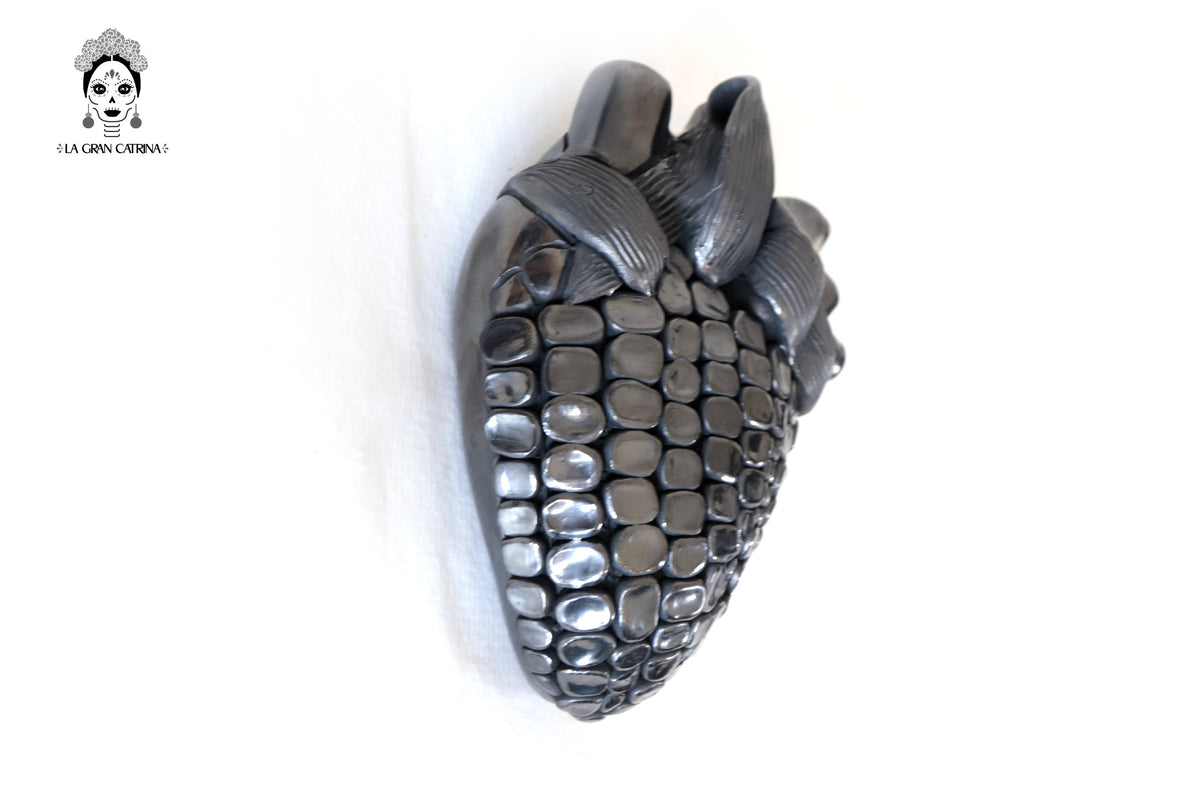 Corazon de Maíz Modelo 2 - Barro Negro de San Bartolo 20 cm. 7.8 in. - En produccion Barro negro