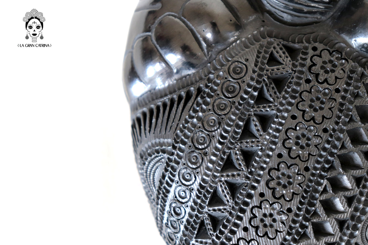 Corazon de Maíz Modelo 3 - Barro Negro de San Bartolo 20 cm. 7.8 in. - En producción Barro negro