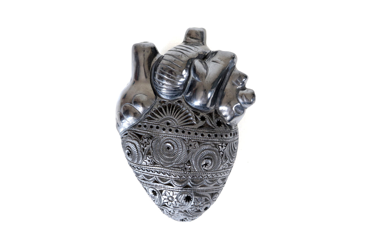 Corazon de Maíz Modelo 4 - Barro Negro de San Bartolo 20 cm. 7.8 in. Barro negro