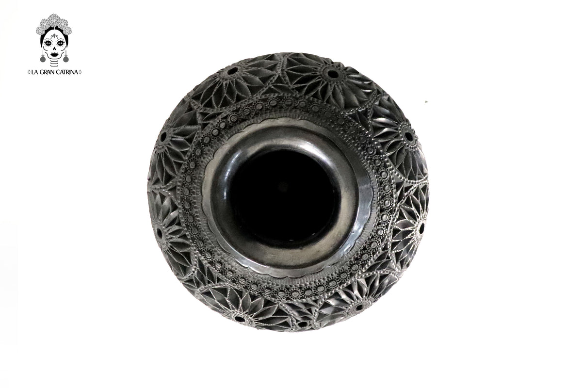 Jarrón Nigua de Barro Negro 30 cm. 11.8 in. Barro negro