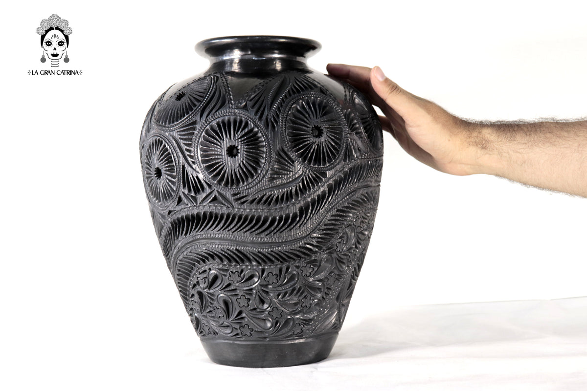 Tibor Artesanal de Barro Negro 35 cm. 13.7 in. Barro negro