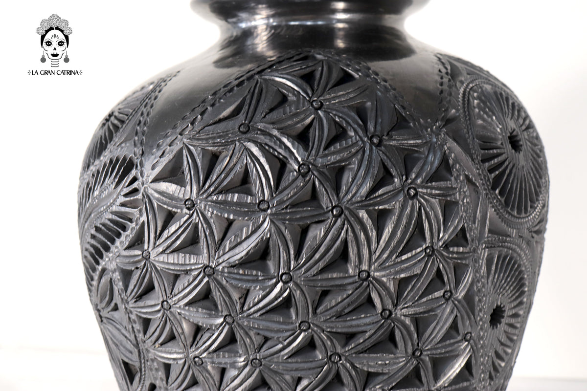 Tibor Artesanal de Barro Negro 35 cm. 13.7 in. Barro negro