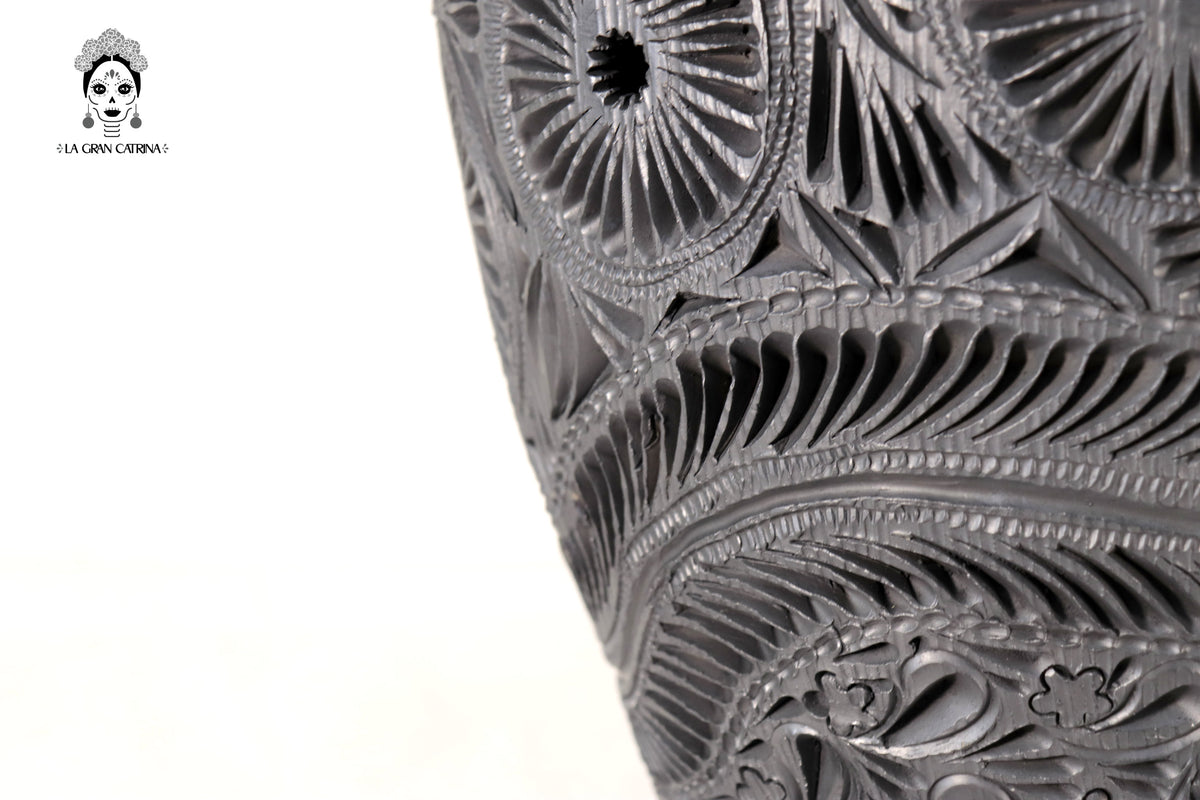 Tibor Artesanal de Barro Negro 35 cm. 13.7 in. Barro negro