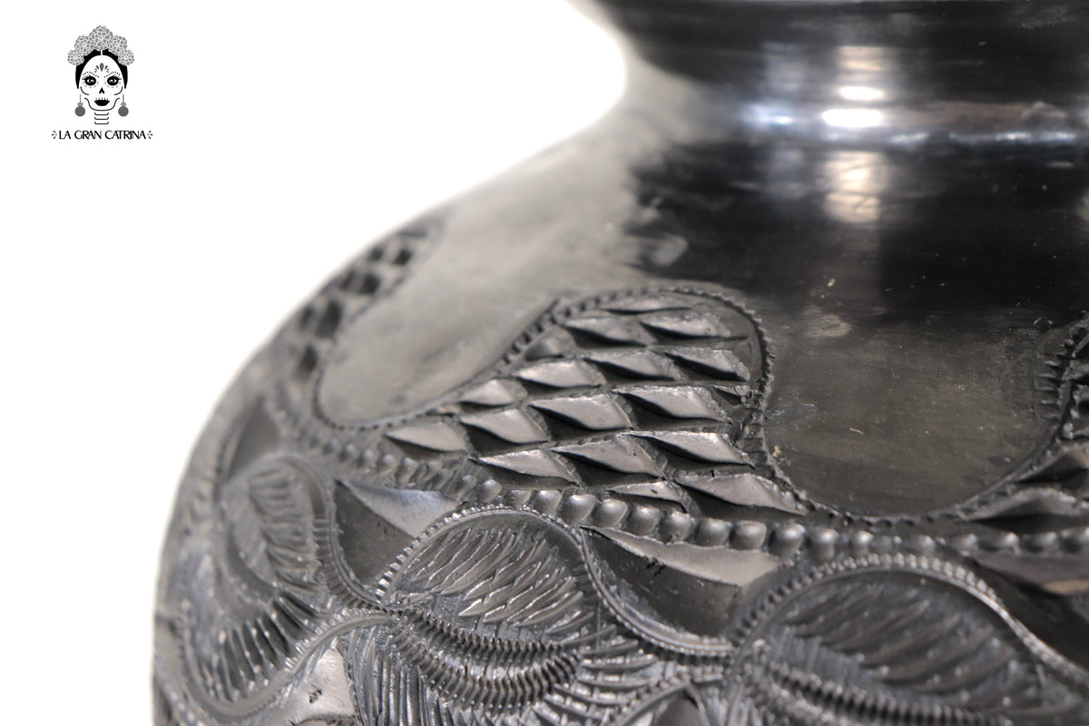 Tibor II Artesanal de Barro Negro 35 cm. 13.7 in. Barro negro