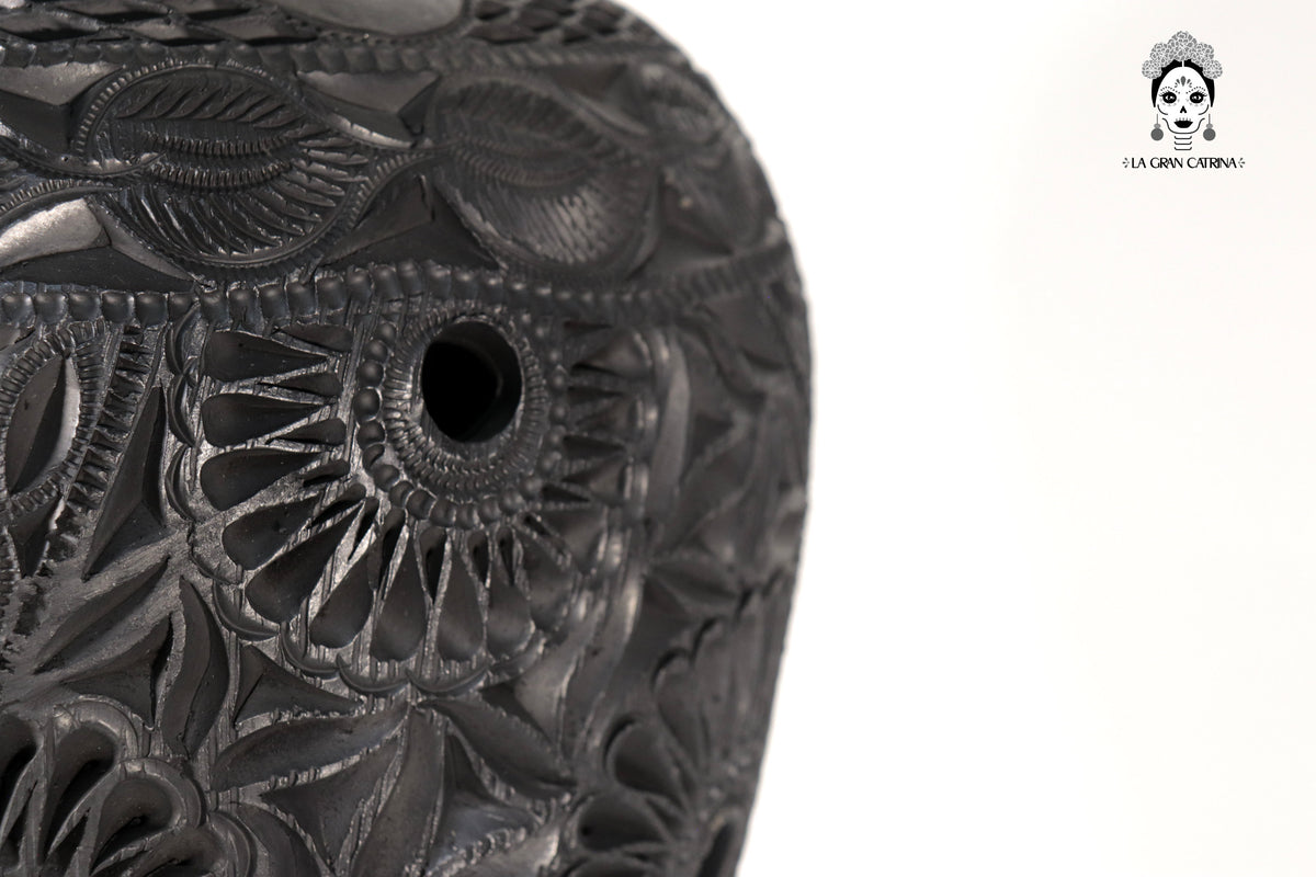 Tibor II Artesanal de Barro Negro 35 cm. 13.7 in. Barro negro