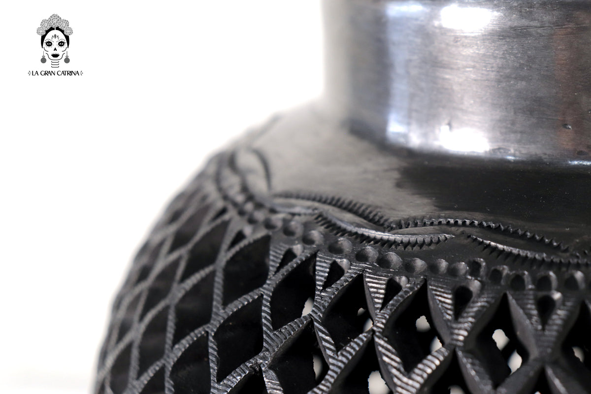 Tibor III Artesanal de Barro Negro 35 cm. 13.7 in. Barro negro