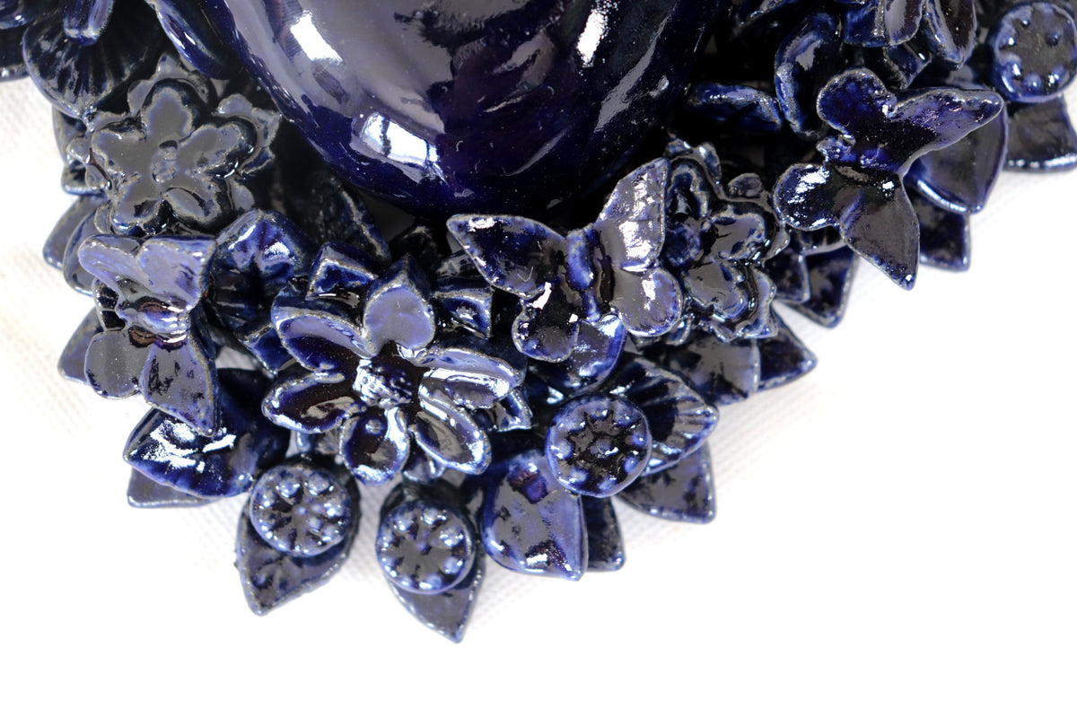 Corazon Azul de pared - Barro vidriado - 23 cm. 9 in.