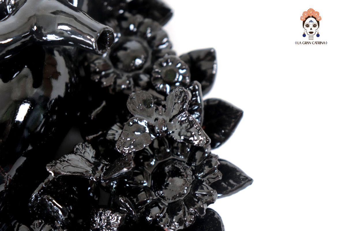 Corazon Negro de pared - Barro vidriado - 22 cm. 9 in.