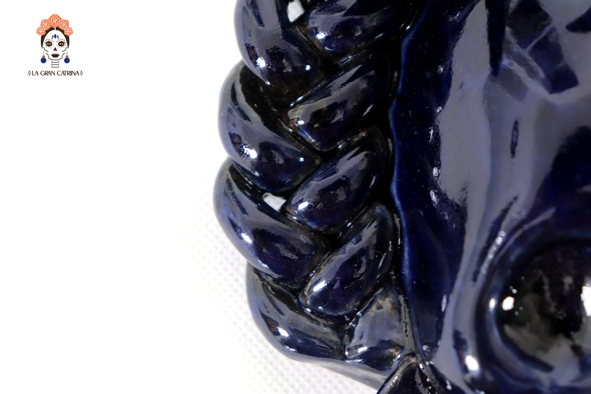 Calavera azul mediana de pared - Barro vidriado - 19.5 cm. 7.6 in.