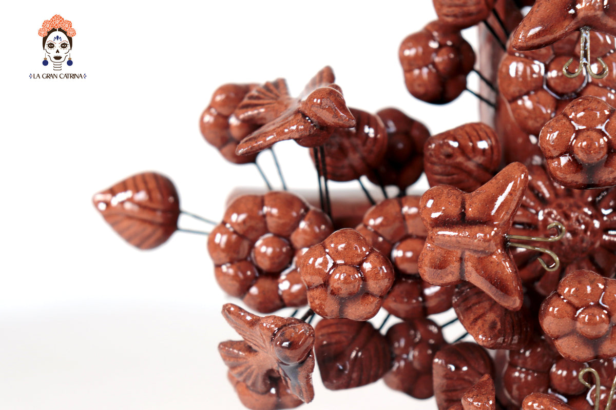 Cruz cafe vidriada de 22 cm. - 8.6 in.