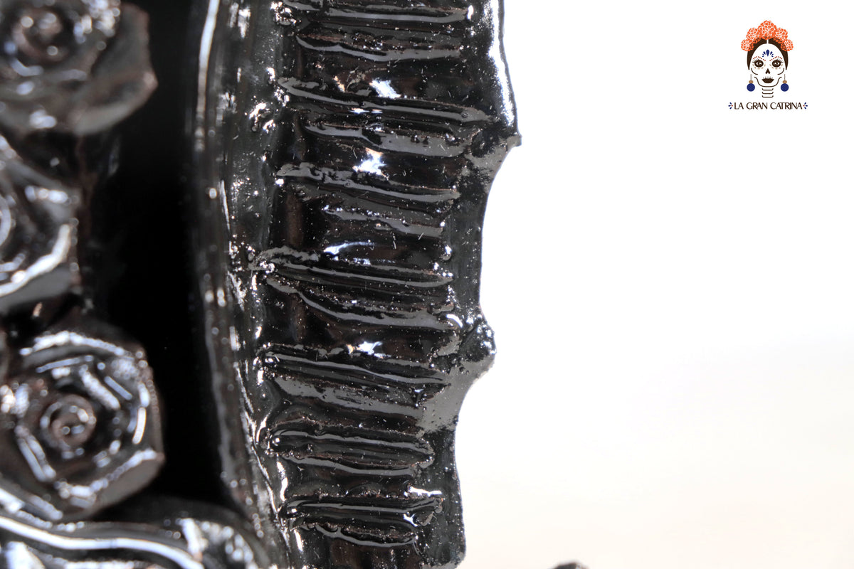 Virgen de Guadalupe - Barro Vidriado color negro - 30 Cm. 11.8 in.