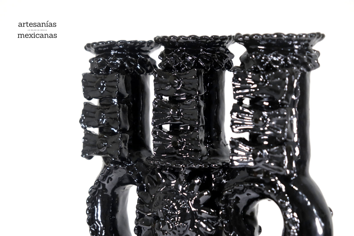 Candelero de 3 velas corazón Negro - 35 cm. - Barro vidriado