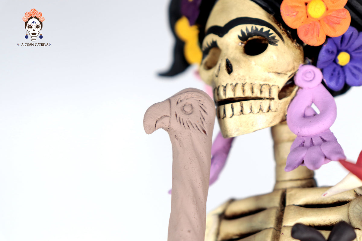 Catrina de Frida Kahlo con chongo - 50 cm. 20 in.