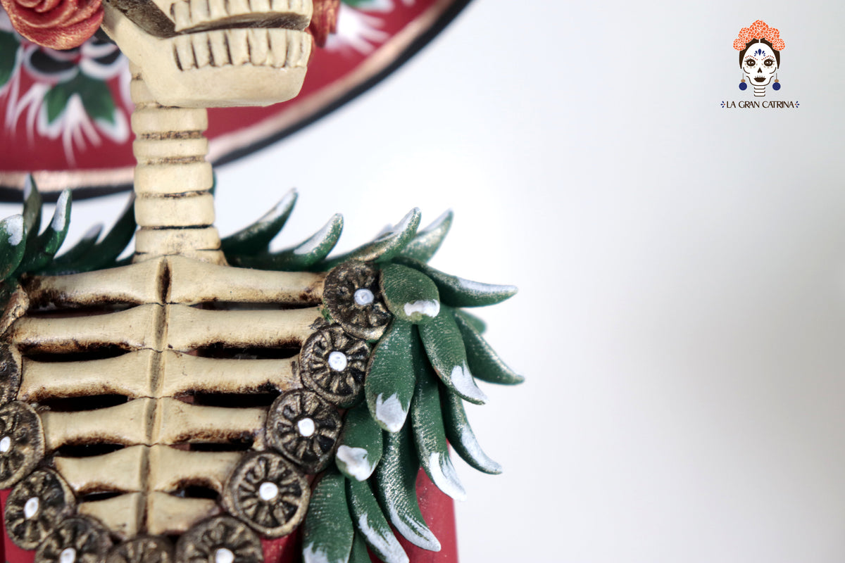 La Frida con la serpiente de vestido rojo - 45 cm. 18 in.