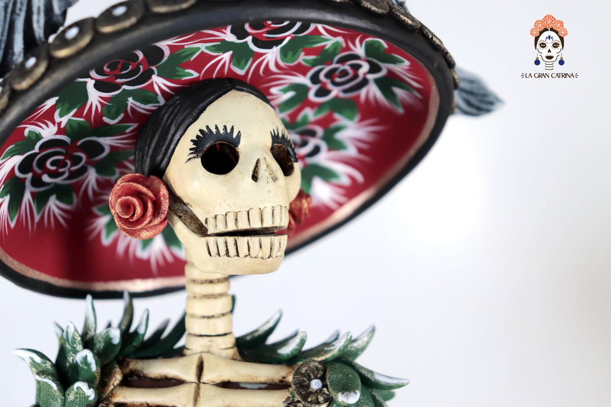 La Frida con la serpiente de vestido rojo - 45 cm. 18 in.