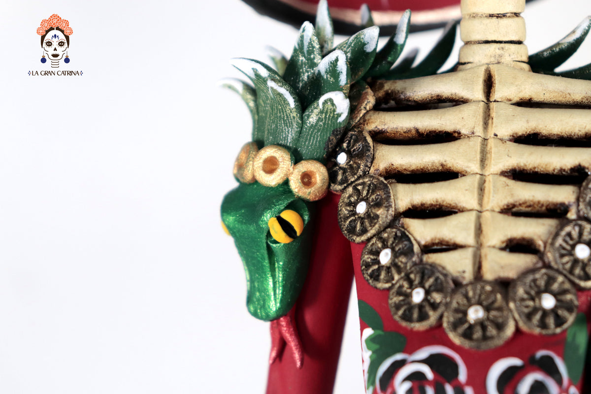 La Frida con la serpiente de vestido rojo - 45 cm. 18 in.