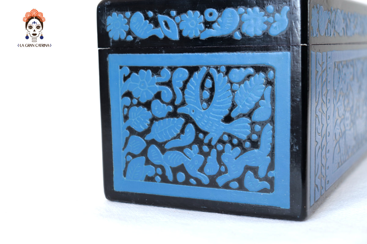Caja de Olinalá Hecha a Mano – Baúl Decorativo Azul con Arte Floral Tradicional 33 cm. 12.9 in. Olinala