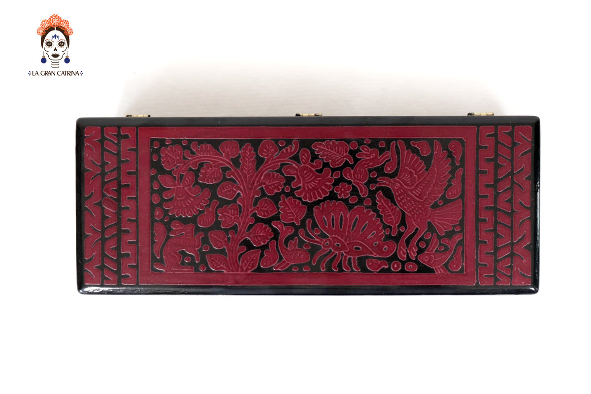 Caja Artesanal de Olinalá Roja con Diseño Floral Tradicional - 33 cm. 12.9 in. Olinala