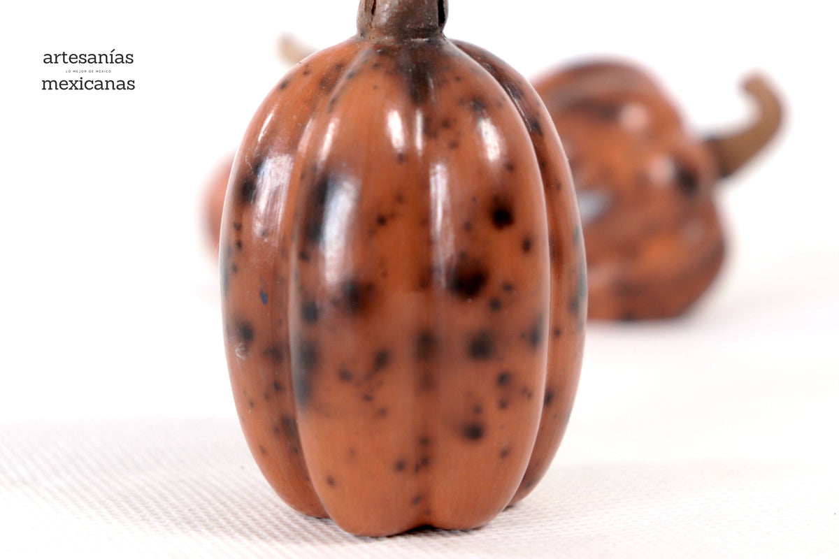 Juego de 3 calabazas rojizas miniatura