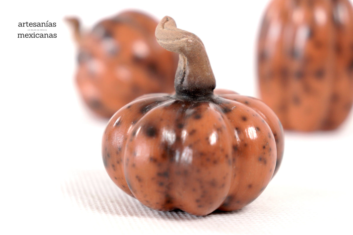 Juego de 3 calabazas rojizas miniatura