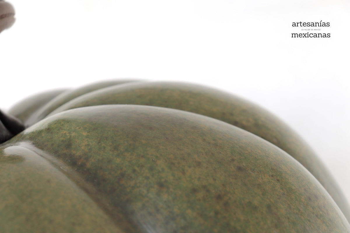 Calabaza verde grande de barro - 41 cm. 16.1 in