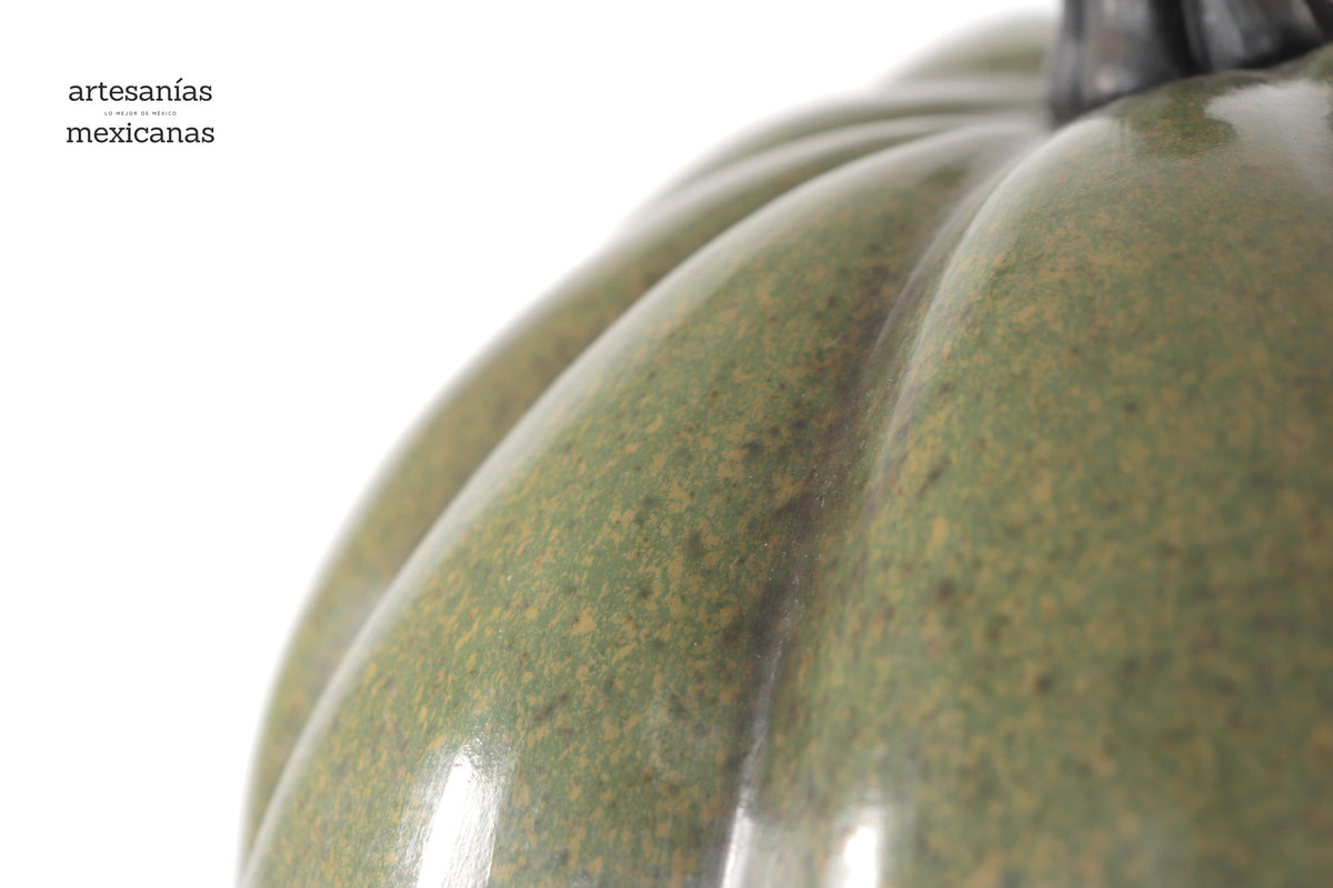 Calabaza verde grande de barro - 41 cm. 16.1 in