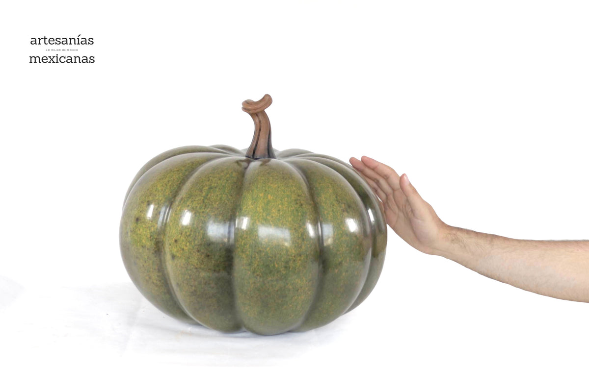 Calabaza verde grande de barro - 37 cm. 14.5 in