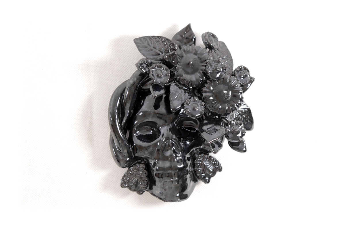 Calavera negra chica de pared Il - Barro vidriado - 14.5 cm. 5.7 in.